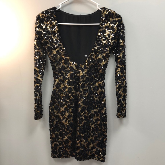 Dress the Population | Lola Sequin Bodycon Dress - Picture 5 of 8